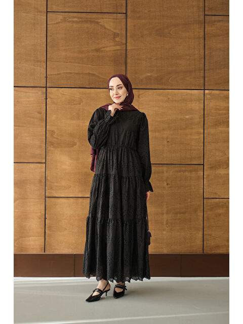 Locco Moda Kadın Beli Lastikli Brode Detay Elbise Siyah