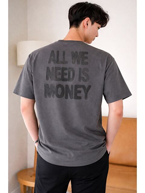 Tarz Cool Erkek Oversize Tişört Baskılı “All We Need Is Money” Yazılı Basic Streetwear T-Shirt