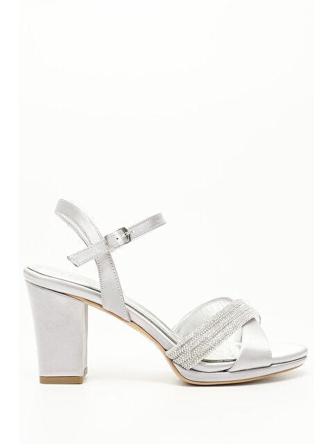 GÖNDERİ(R) GÜMÜŞ-GRİ  Kalın Ökçeli Platformlu Bantlı Kadın Sandalet 37013