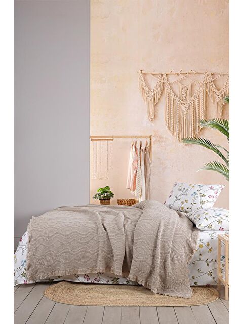 Çeyiz Diyarı Şalemar 4 Parça Çift Kişilik Pike Takımı Vizon