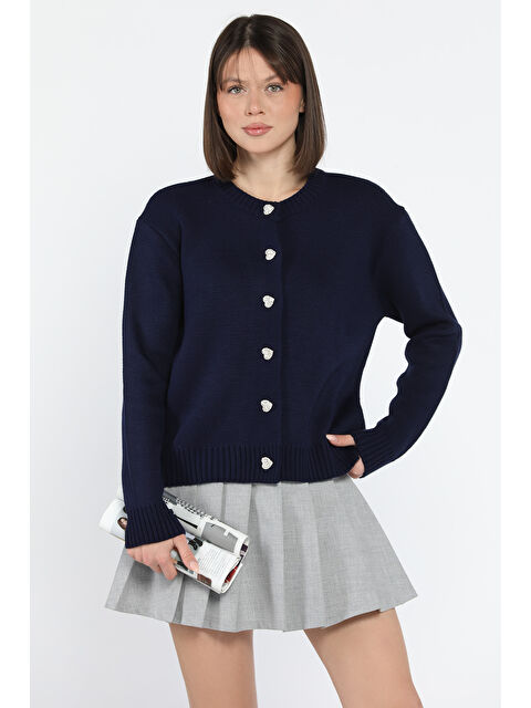 Gülseli Kadın Taşlı Kalp Figürlü Düğmeli Triko Hırka - S000361027-21164