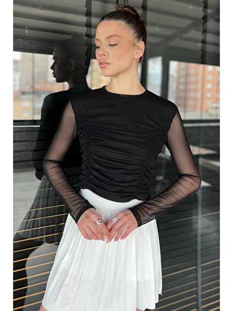 Gülseli Bisiklet Yaka Ön Büzgülü Transparan Kadın Crop Bluz - S000361040-19351