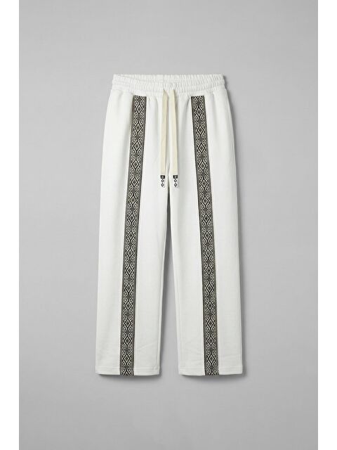 Abluka Online Erkek Şeritli Etnik Desenli Rahat Baggy Fit Eşofman Beyaz