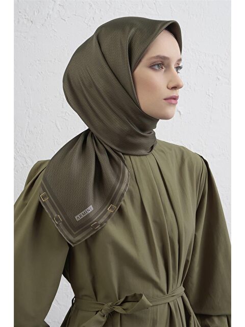 ARMİNE Monogram Desenli Saf İpek Twill Eşarp 9401D 50