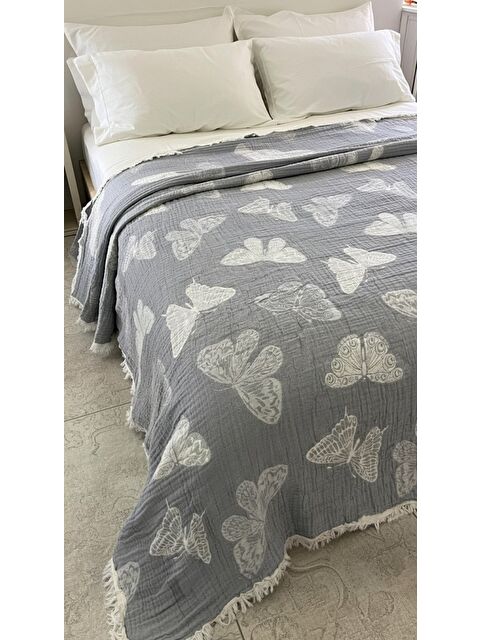 Mulberry Kelebek Desen 4 Katlı Müslin Pike Yatak Örtüsü Battal Boy 240x260 cm