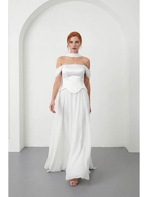 Lafaba Kadın Beyaz Şal Yaka Straplez Söz Nişan Abiye Elbise