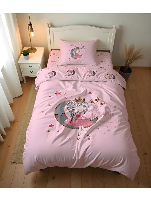 Evmila Ayda Oturan Kız Desenli Çarşafsız 2'li Takım Baskılı Tek Kişilik Nevresim Takımı 160x220 cm - S000423691-20024