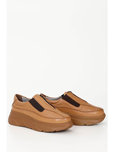 GÖNDERİ(R) TABA  Hakiki Deri Yuvarlak Burun Dolgu Taban Fermuarlı Kadın Sneaker 24252 - S000119122-14955