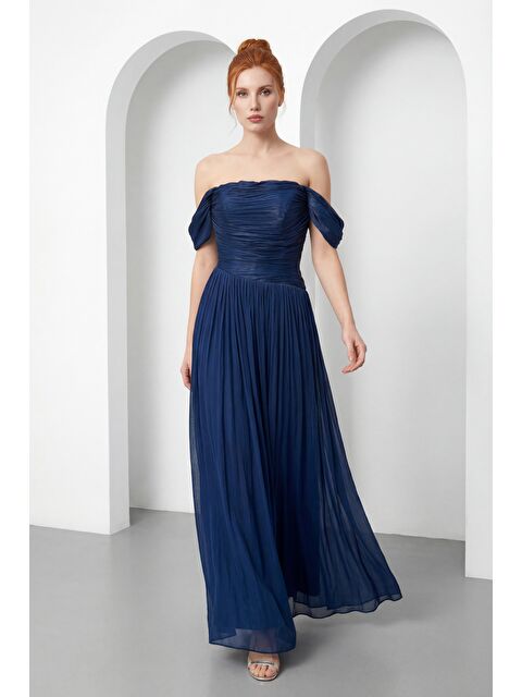 Lafaba Kadın Lacivert Kayık Yaka Drapeli Uzun Söz Nişan Nikah Abiye Elbise