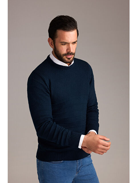 Kiğılı Bisiklet Yaka Slim Fit Dar Kesim Desenli Triko Büyük Beden Kazak - S000405105-21164