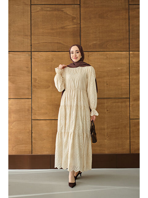 Locco Moda Kadın Beli Lastikli Brode Detay Elbise Krem