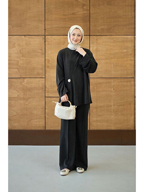 Locco Moda Kadın Yaka Bağlama Detay Tokalı Bisiklet Yaka Takım Siyah - S000530540-19351