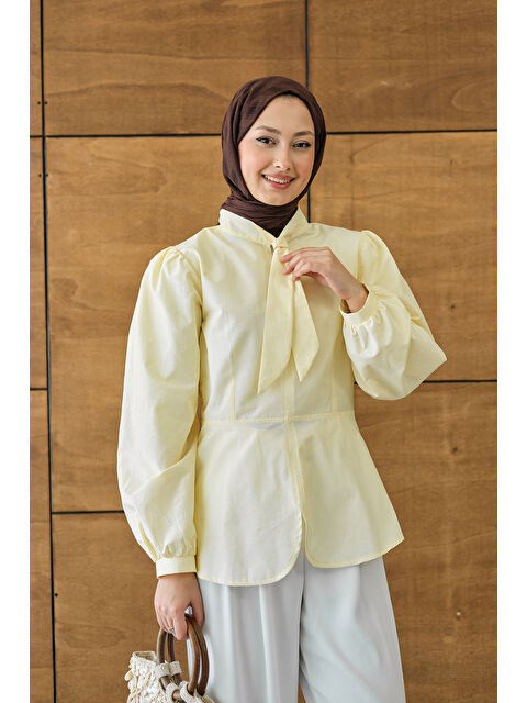 Locco Moda Kadın Fular Yaka Detaylı Kısa Gömlek Sarı - S000530541-20072