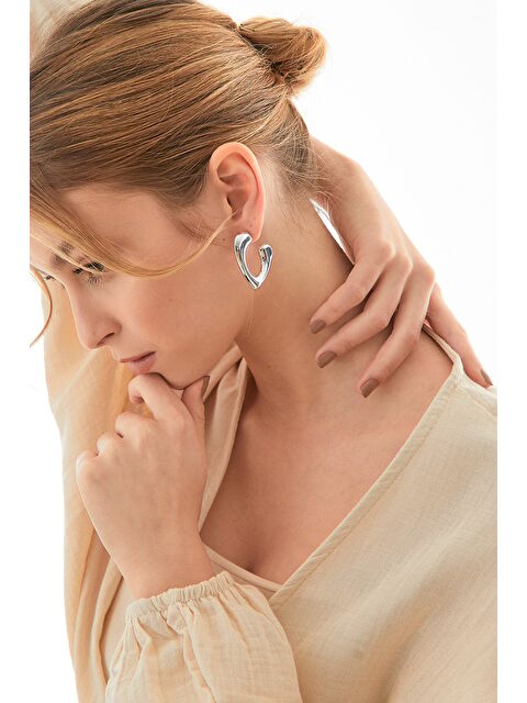 Fullamoda Kalpli Küpe - S000211306-18105