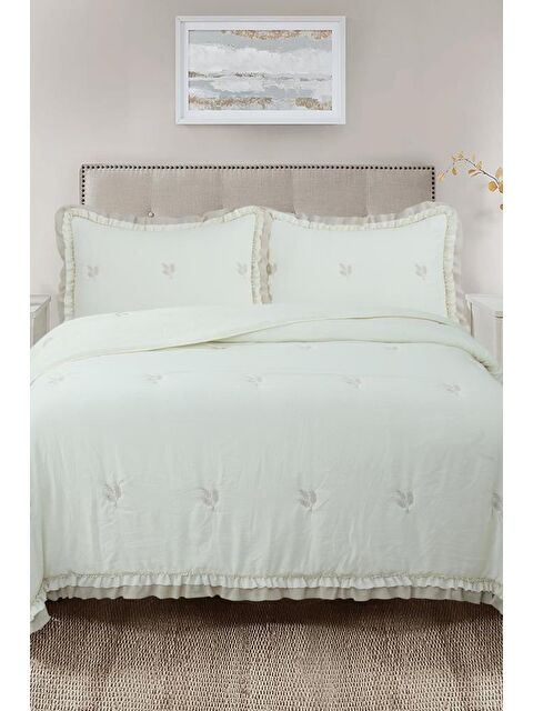 Çeyiz Diyarı Bigo Nakışlı Fırfırlı Çift Kişilik Yatak Örtüsü Krem