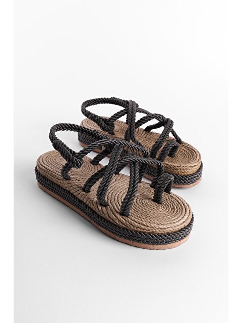 Capone Outfitters Dolgu Topuk İpli Kadın Sandalet - S000176417-19351