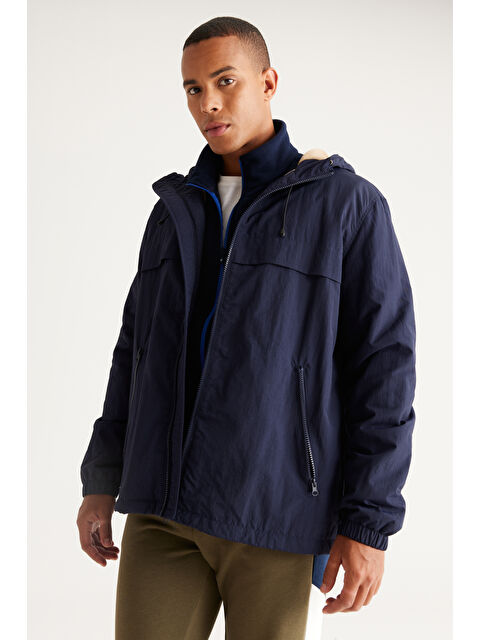 AC&Co / Altınyıldız Classics Erkek Lacivert Standart Fit Normal Kesim Kapüşonlu Yan Cepli Mont - S000402401-21164