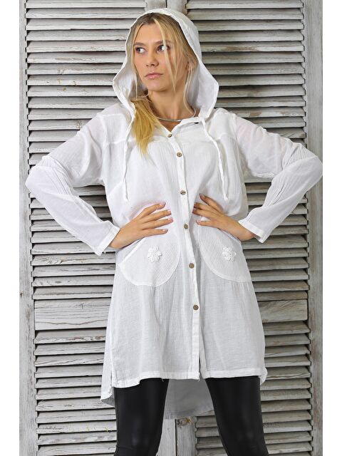 Chiccy Beyaz Kapüşonlu Uzun Kol Düğmeli Çift Cepli Dokuma Long Fit Kapüşonlu Ceket - S000358869-20063