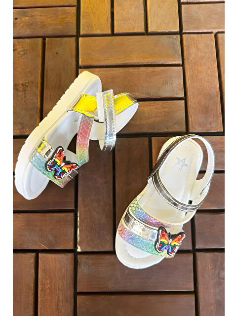 Oksit Momos Kelebek Figürlü Hologram Desenli Kız Çocuk Sandalet - S000215196-18105