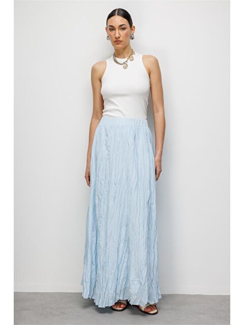 Mizalle Kırışık Görünümlü Saf Pamuk Açık Mavi Maksi Etek - S000530555-17234