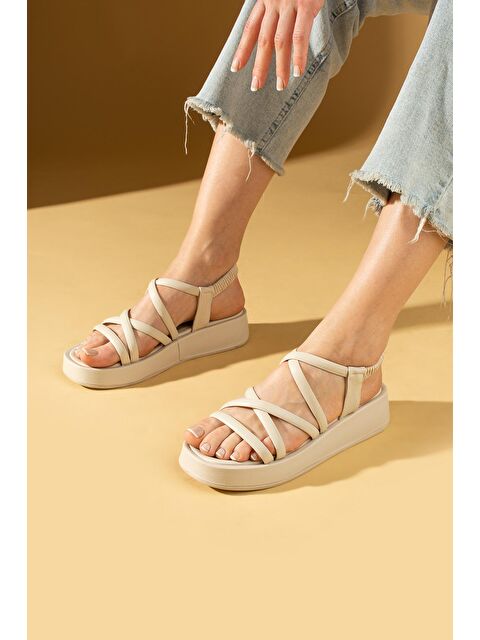 Pembe Potin Yumuşak Bantlı Yüksek Taban Kadın Sandalet 72-704-24 - S000182625-19966