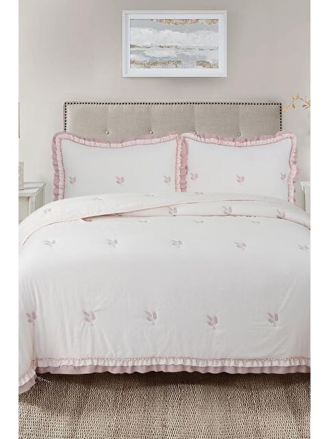 Çeyiz Diyarı Bigo Nakışlı Fırfırlı Çift Kişilik Yatak Örtüsü Pudra