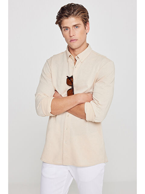 AC&Co / Altınyıldız Classics Dar Kesim Düğmeli Yaka Örme Gömlek