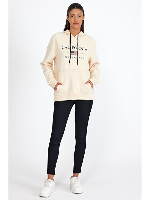 Süperlife Kadın Kapüşonlu Rahat Kalıp İçi Polarlı 3 iplik Kanguru Cepli Amerikan Baskılı Swetashırt spr24swk01 - S000060887-19928