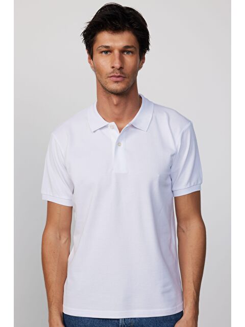 TUDORS Erkek Slim Fit Dar Kesim Pamuklu Yumuşak Dokulu Serin Tutan Kumaş Düz Pike Beyaz Polo Yaka Tişört