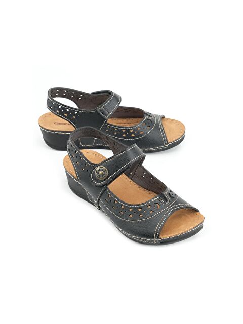 Gezer Yazlık Kadın Suni Deri Sandalet - S000181010-19351