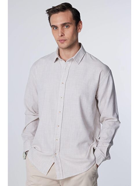 TUDORS Relax Fit Uzun Kollu Rahat Kesim Keten Doku Düz Yazlık Bej Erkek Gömlek