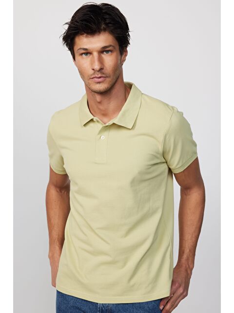 TUDORS Erkek Slim Fit Dar Kesim %100 Pamuk Düz Pike Sarı Polo Yaka Tişört
