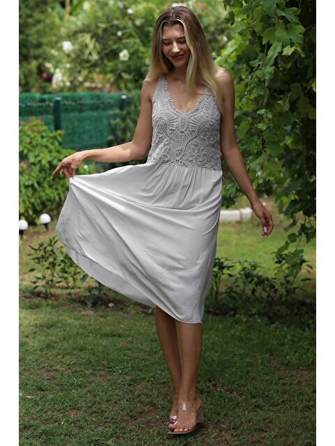 Chiccy İtalyan Bej Askılı Dantelli Fistolu Dokuma Casual Elbise - S000360040-19928