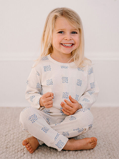 Antebies Organik Krem Uzun Kollu Kız Bebek Takım