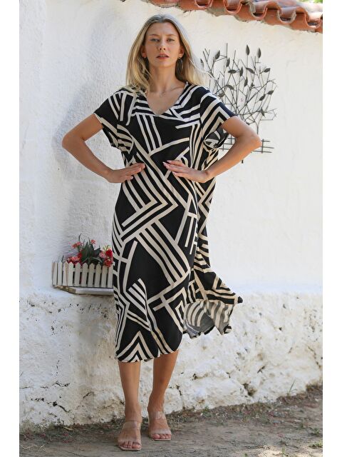 Chiccy Siyah-Bej V Yaka Kısa Kol Allover Baskılı Dokuma Casual Elbise - S000360041-37423