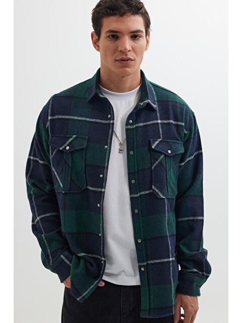 TUDORS Erkek Relax Fit Rahat Kesim Oduncu Çift Cep Düğmeli Kareli Kışlık Gömlek - S000493636-23173