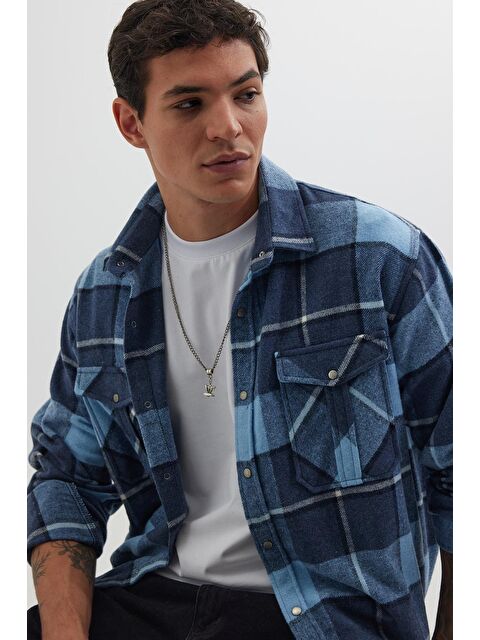 TUDORS Erkek Relax Fit Rahat Kesim Oduncu Çift Cep Düğmeli Kareli Kışlık Gömlek - S000493637-23173