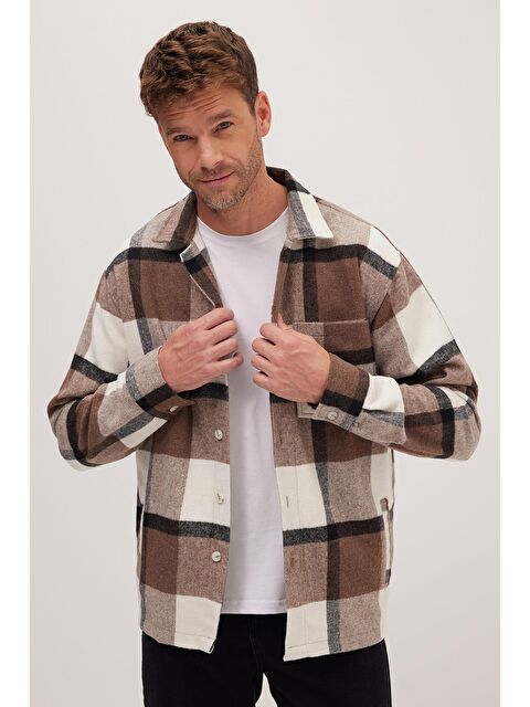 TUDORS Erkek Relax Fit Rahat Kesim Spor Yaka Kareli Flotalı Cep Kışlık Gömlek - S000493643-23173