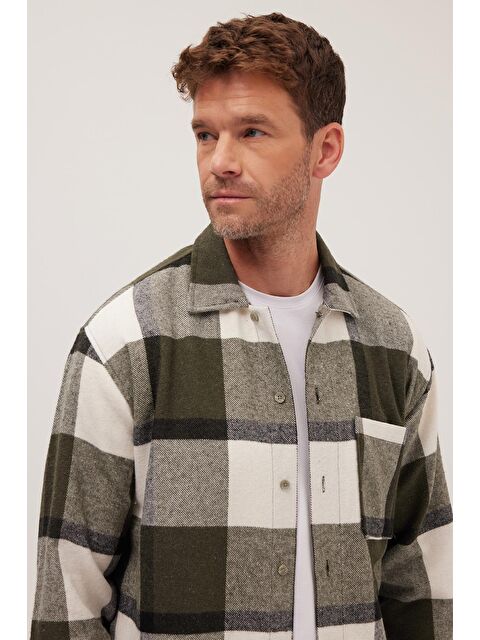 TUDORS Erkek Relax Fit Rahat Kesim Spor Yaka Kareli Flotalı Cep Kışlık Gömlek - S000493645-23173