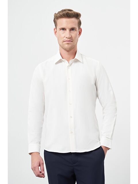 İMZA Açık Krem Uzun Kol Düz Bez Ayağı Sert Yaka Cepsiz Pamuklu Classic Slim Fit Gömlek 1004245267 - S000357294-3162