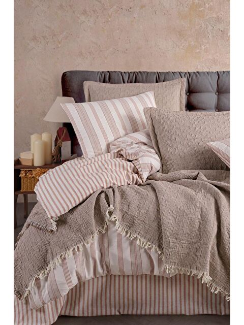 Çeyiz Diyarı Bona 7 Parça %100 Pamuk Çift Kişilik Yatak Örtülü Nevresim Takımı Kiremit