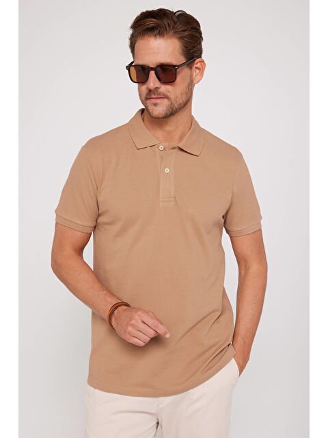 TUDORS Erkek Slim Fit Dar Kesim %100 Pamuk Düz Pike Kahverengi Polo Yaka Tişört
