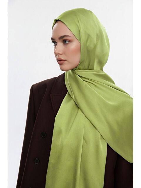 Mizalle & YAQA Özel Saten Dokulu Fıstık Yeşili Şal - S000503035-18194