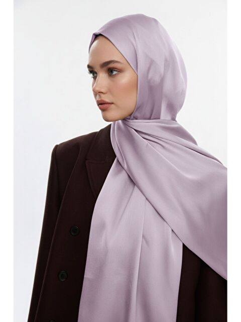 Mizalle & YAQA Özel Saten Dokulu Lavanta Rengi Şal - S000503035-475