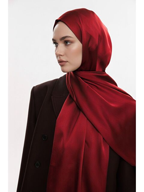 Mizalle & YAQA Özel Saten Dokulu Kırmızı Şal - S000503035-20045