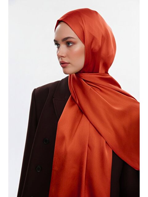 Mizalle & YAQA Özel Saten Dokulu Nar Çiçeği Şal - S000503035-20048