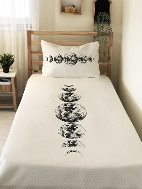 Evmila Ay Desenli, Baskılı Tek Kişilik ve Çocuk Pike Takımı 160x220 Cm - S000123637-23173