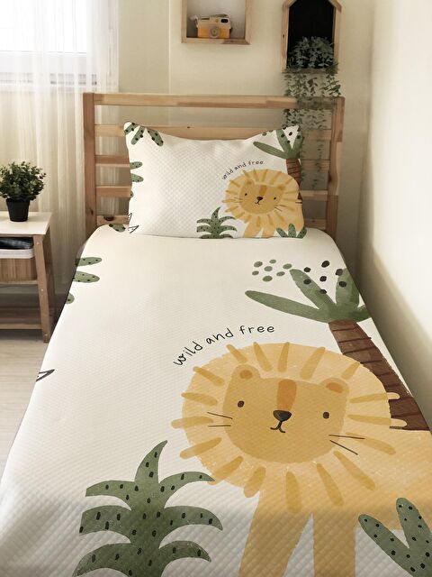 Evmila Aslan Desenli, Baskılı Tek Kişilik ve Çocuk Pike Takımı 160x220 Cm - S000123651-23173