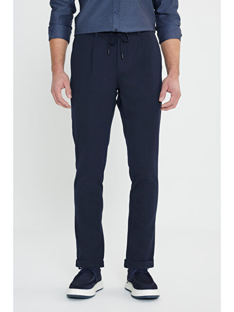 Altınyıldız Classics Erkek Lacivert Slim Fit Dar Kesim Beli Bağlamalı Yan Cep Esnek Casual Pantolon - S000402601-21164