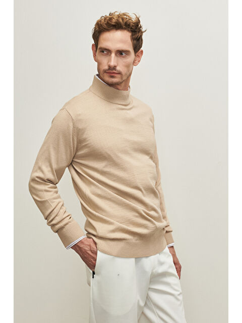 Altınyıldız Classics Erkek Bej Standart Fit Normal Kesim Yarım Balıkçı Yaka Yünlü Triko - S000402566-19928